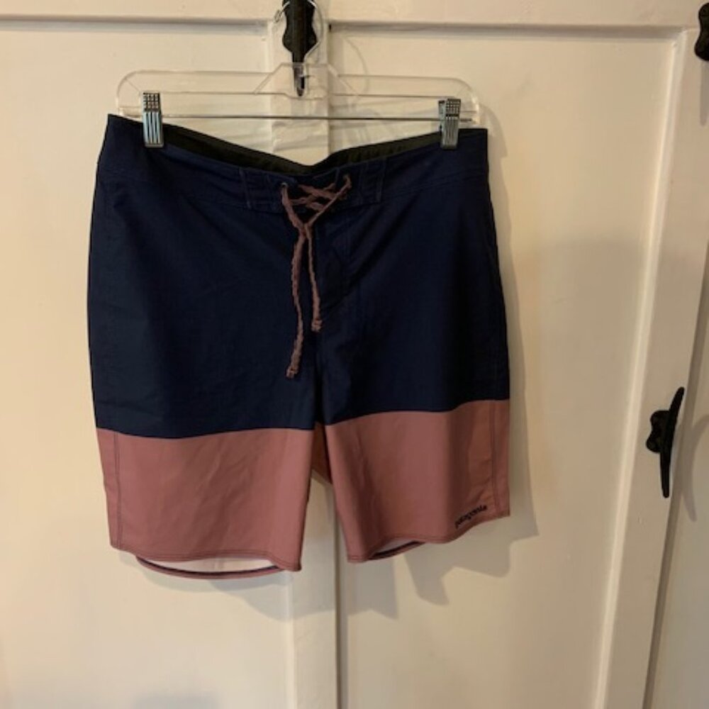 Patagonia Men's Hydropeak 18" Boardshorts size 31